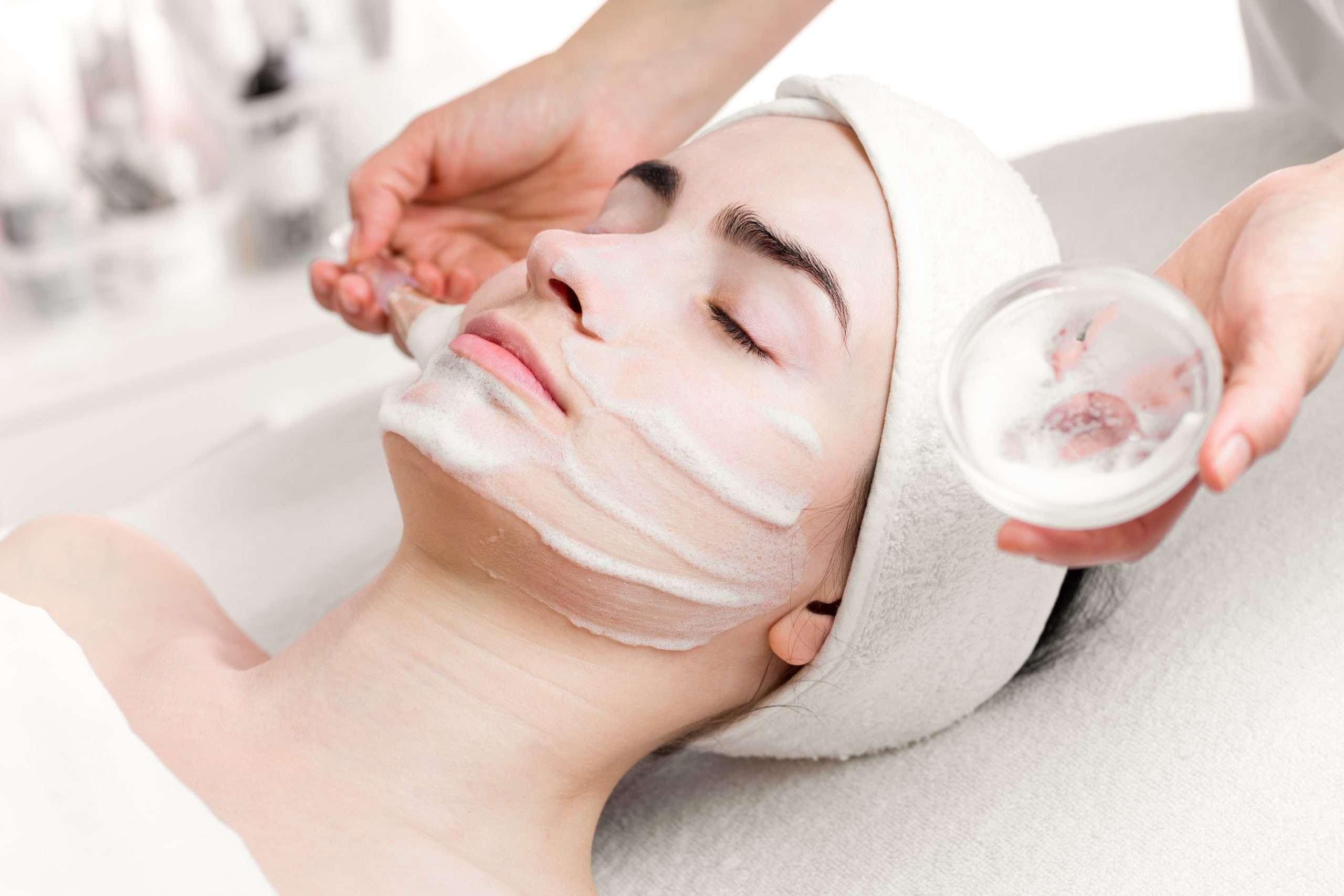 The Art of Application: Maximizing Benefits from Your Belovyntruy Mask